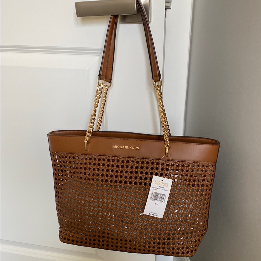 MICHAEL Michael Kors large woven Kinsley Tote NEW